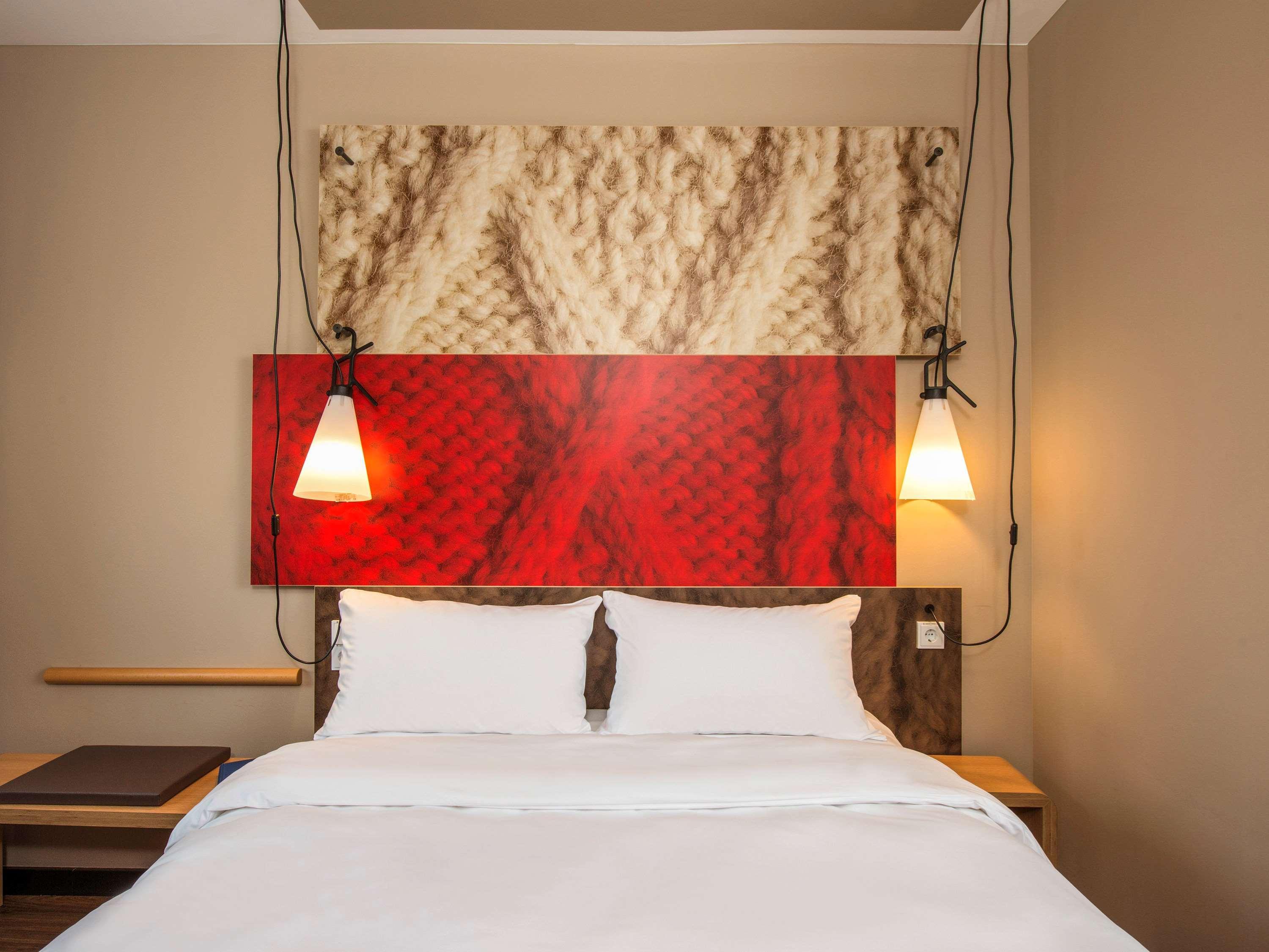 ไอบิส มึนเชน แอร์พอร์ต ซึด Hotel ฮอลเบิร์กมูส ภายนอก รูปภาพ