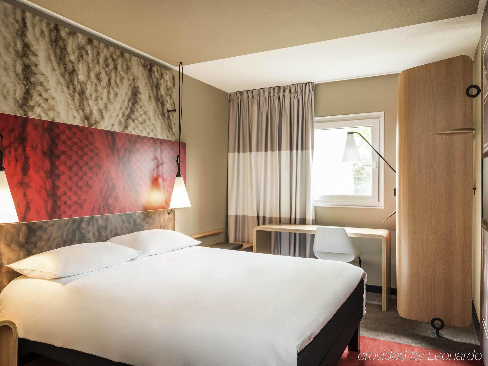ไอบิส มึนเชน แอร์พอร์ต ซึด Hotel ฮอลเบิร์กมูส ภายนอก รูปภาพ